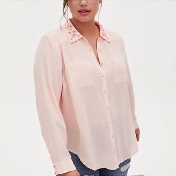 Torrid Madison Georgette Blush Button Down - Picture 2 of 6